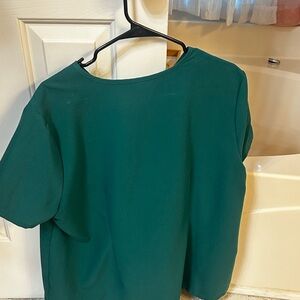 Figs hunter green scrub set. Size 3XL.
